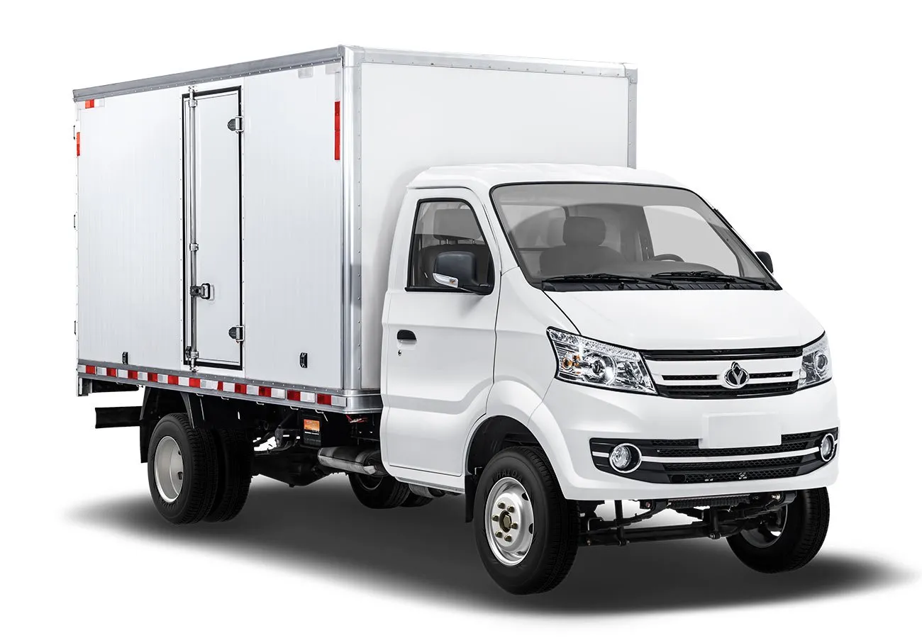 GRAN MAMUT 1.6 Cargo Box - Imagen Exterior